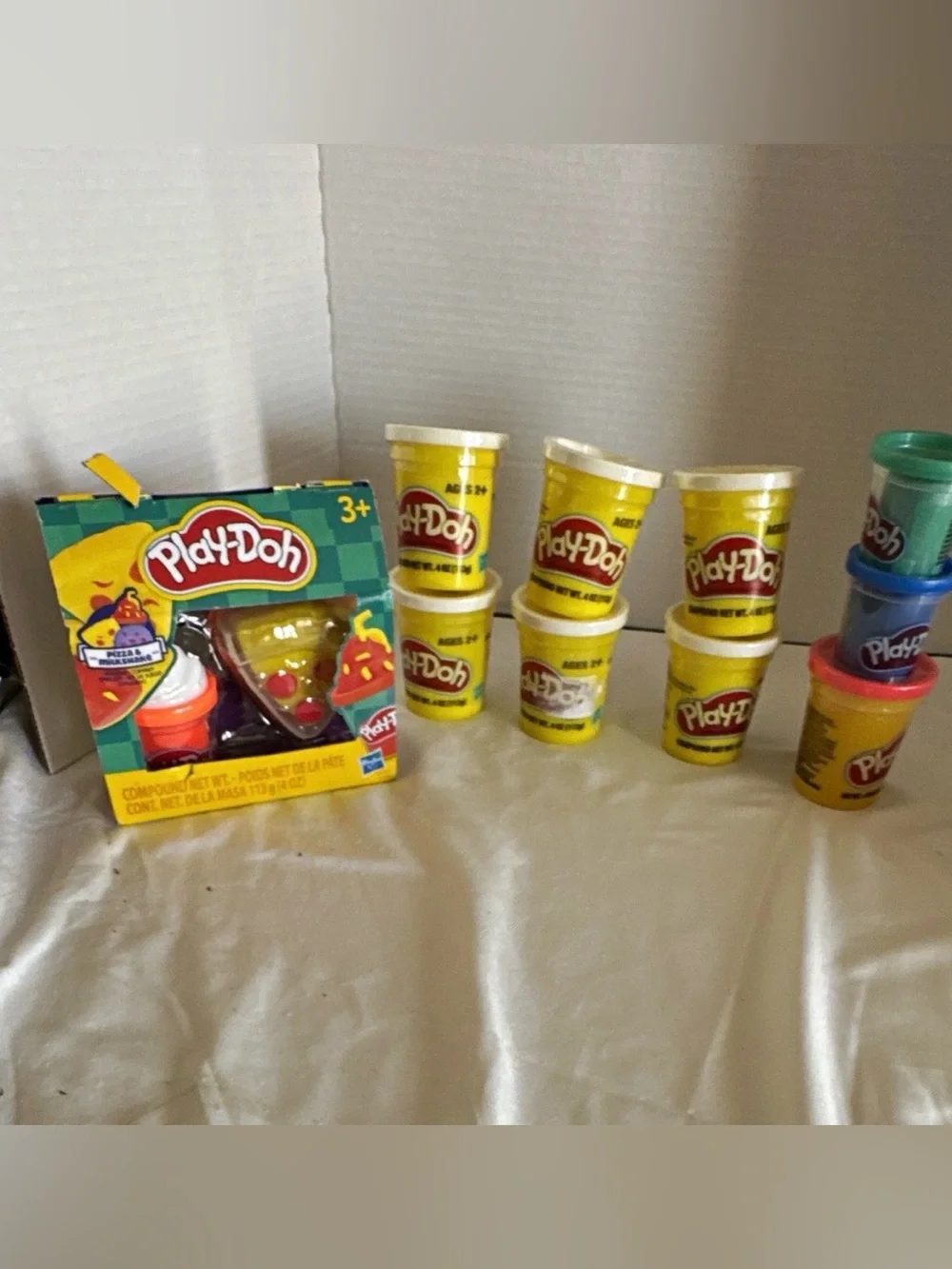 Play-Doh Modeling Compound Pizza & Milkshake Set, Ages 2-4 Years